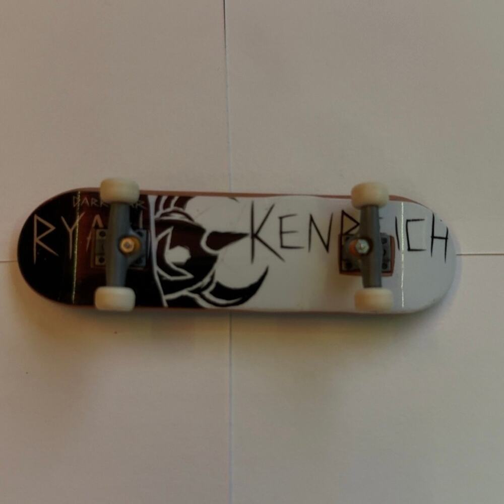 VTG Darkstar Ryan Kenreich 96 MM Tech Deck
